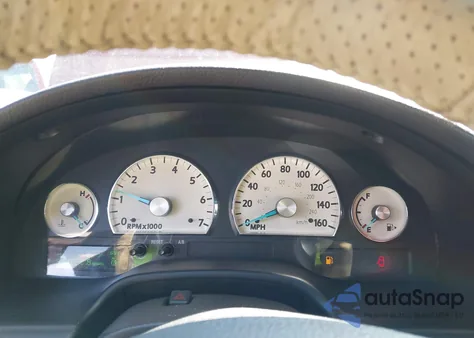 2004 Ford Thunderbird z USA, uszkodzony, nr VIN 1FAHP60A64Y105598